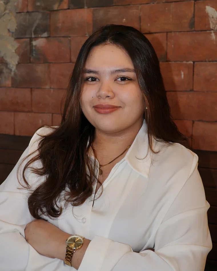 Maria, Gerente Principal de Redes Sociales